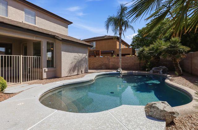 3565 E Vaughn Court, Gilbert, AZ 85234