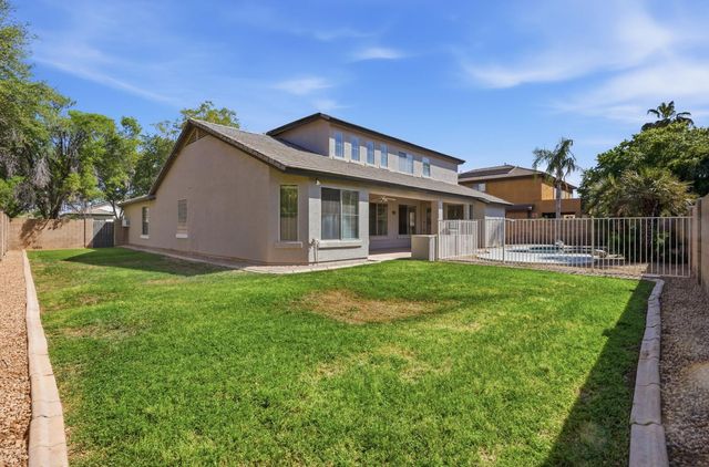 3565 E Vaughn Court, Gilbert, AZ 85234