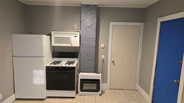 18327 Blake Manor RD RD A, Manor, TX 78653