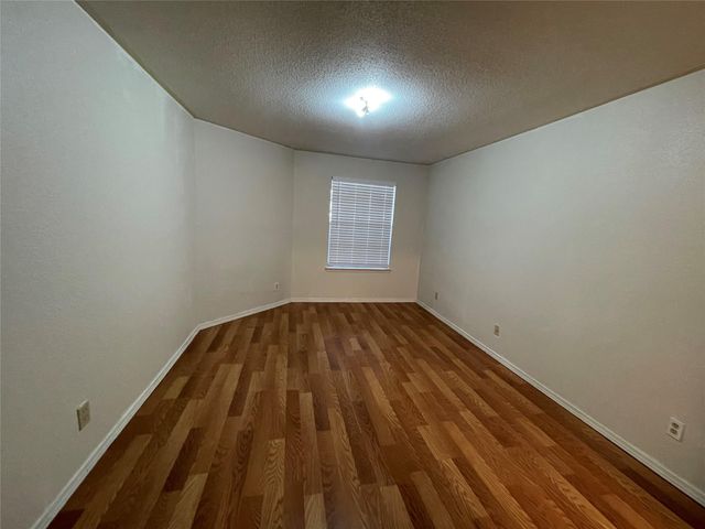 9700 Leawood Boulevard 1908, Houston, TX 77099