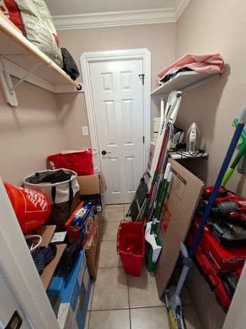 664 Pinecrest Drive 302, Prospect Heights, IL 60070