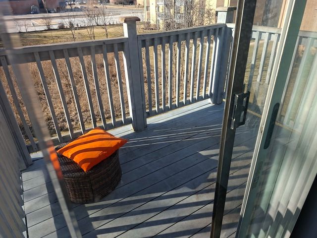 664 Pinecrest Drive 302, Prospect Heights, IL 60070