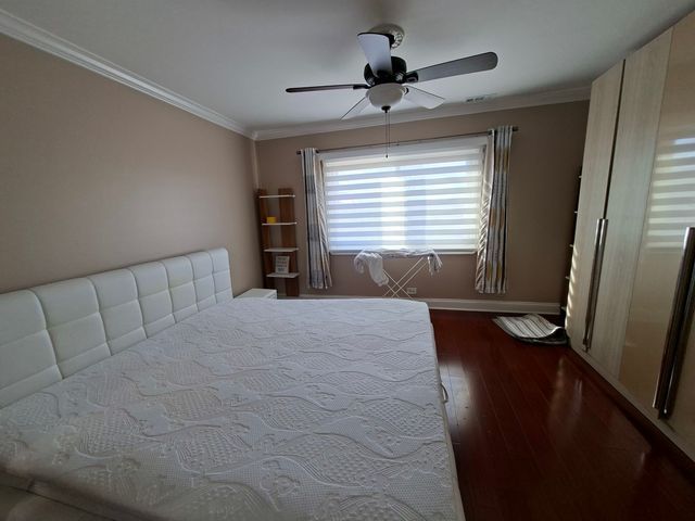 664 Pinecrest Drive 302, Prospect Heights, IL 60070