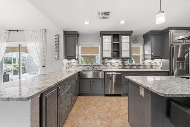 18682 ASHCROFT CIRCLE, Port Charlotte, FL 33948