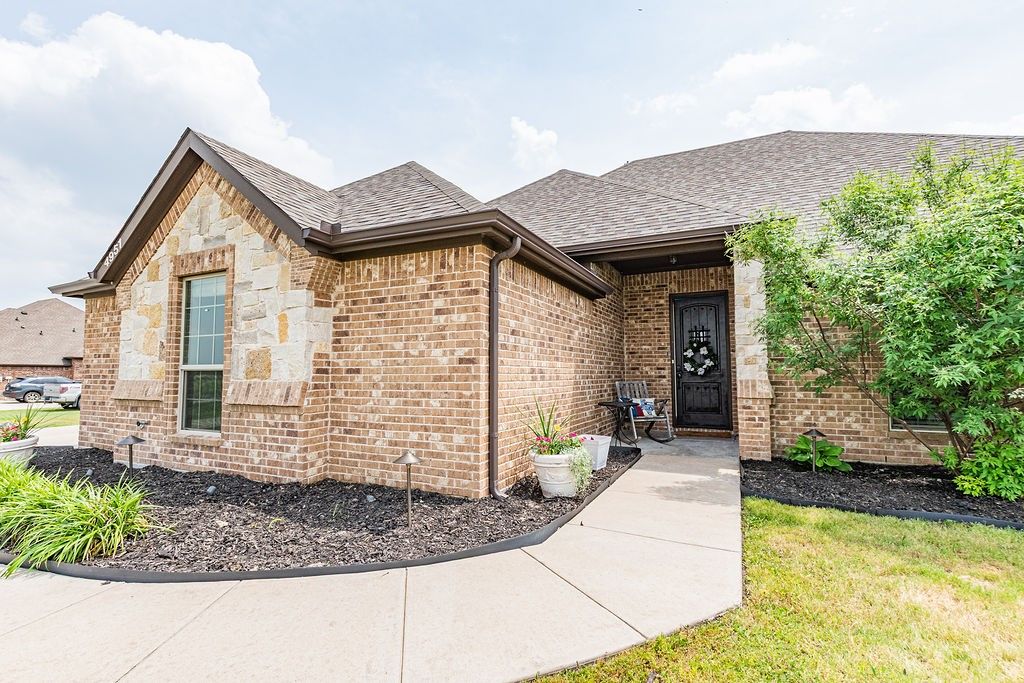 4951 County Road 2706, Caddo Mills, TX 75135