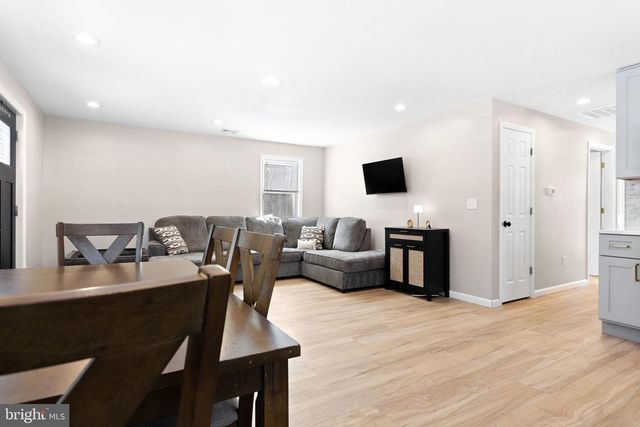 69 HOLLY RD, Gibbsboro, NJ 08026