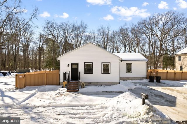 69 HOLLY RD, Gibbsboro, NJ 08026