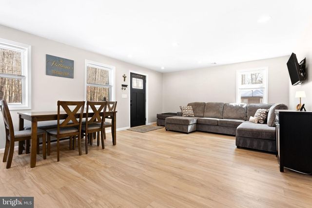 69 HOLLY RD, Gibbsboro, NJ 08026