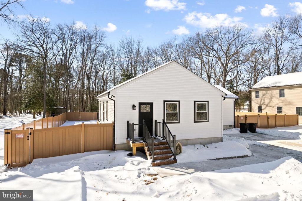 69 HOLLY RD, Gibbsboro, NJ 08026