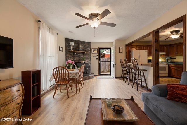 3306 Ethelwood Dr, Louisville, KY 40299