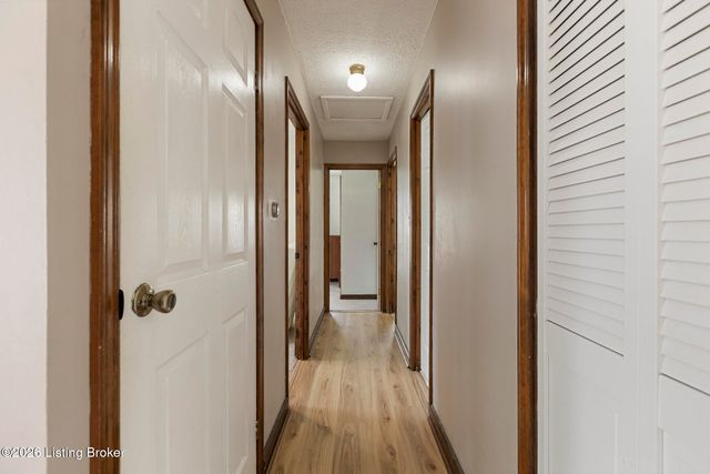 3306 Ethelwood Dr, Louisville, KY 40299