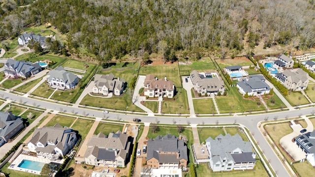 1506 Amesbury Ln, Franklin, TN 37069