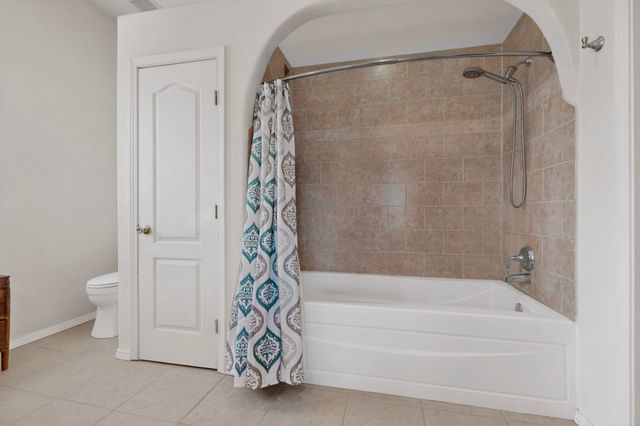 5100 Onies Court NE, Rio Rancho, NM 87144