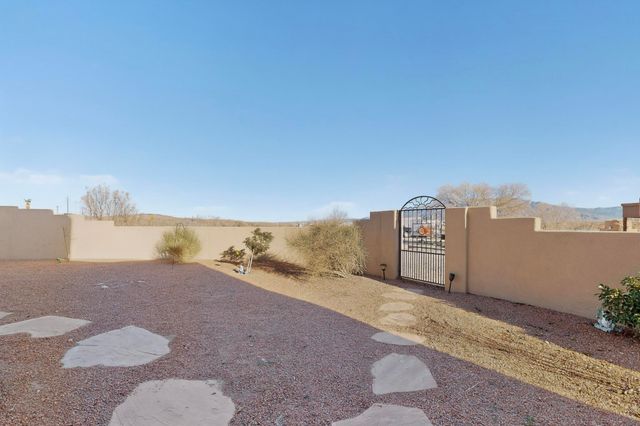 5100 Onies Court NE, Rio Rancho, NM 87144