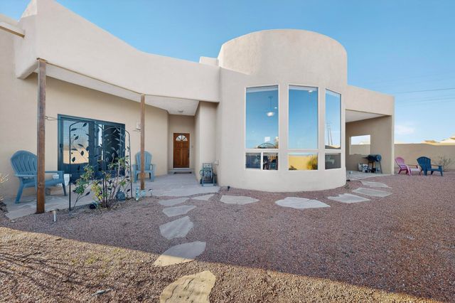 5100 Onies Court NE, Rio Rancho, NM 87144