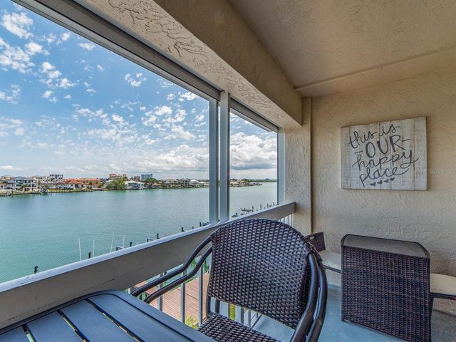 640 BAYWAY BOULEVARD 302, Clearwater Beach, FL 33767