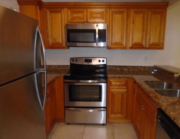 1421 Windorah Way H, West Palm Beach, FL 33411