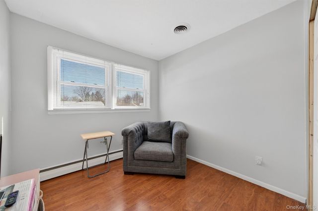 14 Scotchtown Drive, Middletown, NY 10941