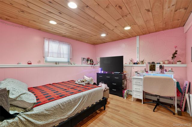 14 Scotchtown Drive, Middletown, NY 10941