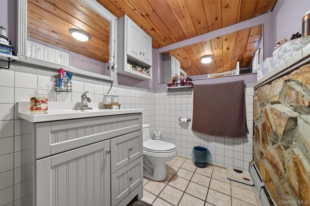 14 Scotchtown Drive, Middletown, NY 10941