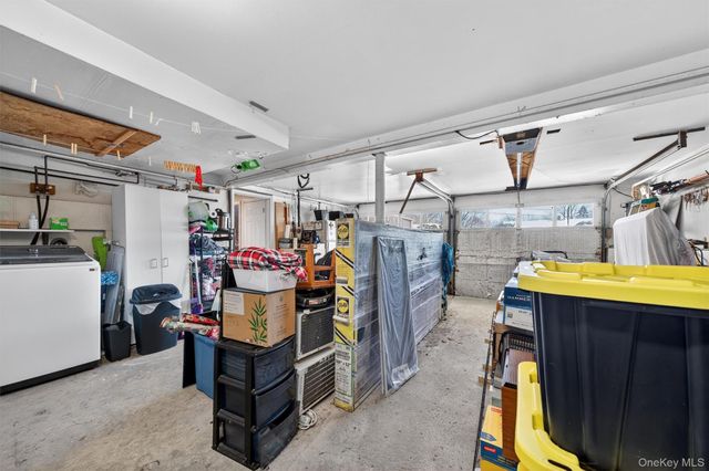 14 Scotchtown Drive, Middletown, NY 10941