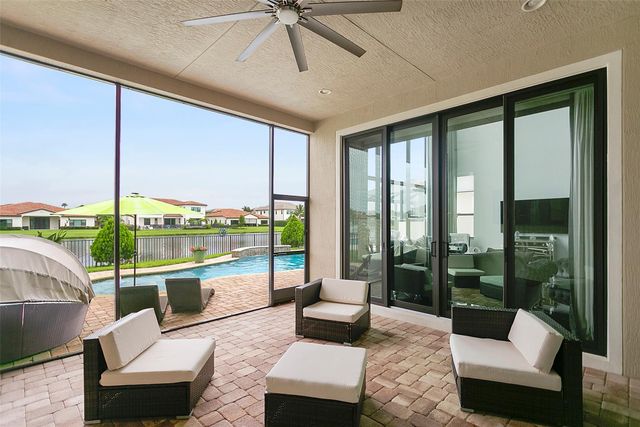 8484 GRAND PRIX Lane, Boynton Beach, FL 33472