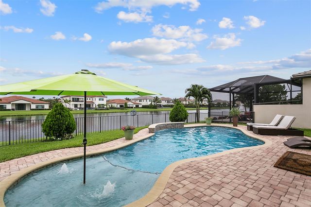 8484 GRAND PRIX Lane, Boynton Beach, FL 33472