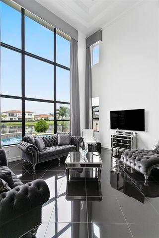 8484 GRAND PRIX Lane, Boynton Beach, FL 33472