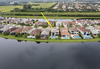 8484 GRAND PRIX Lane, Boynton Beach, FL 33472
