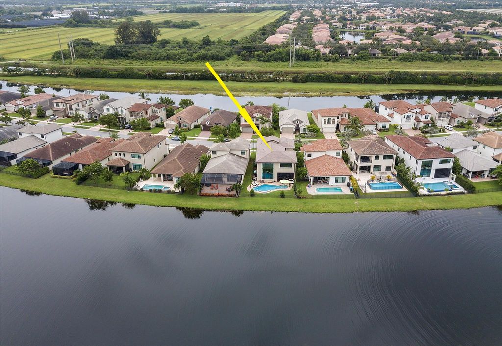 8484 GRAND PRIX Lane, Boynton Beach, FL 33472