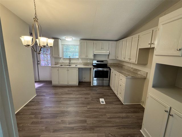 16506 Leafy Meadow Drive, Conroe, TX 77302