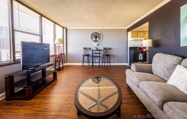 450 W 7th Street 1601, Tulsa, OK 74119