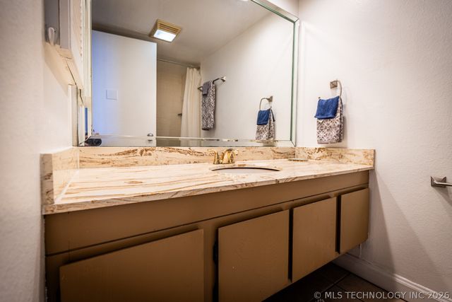 450 W 7th Street 1601, Tulsa, OK 74119