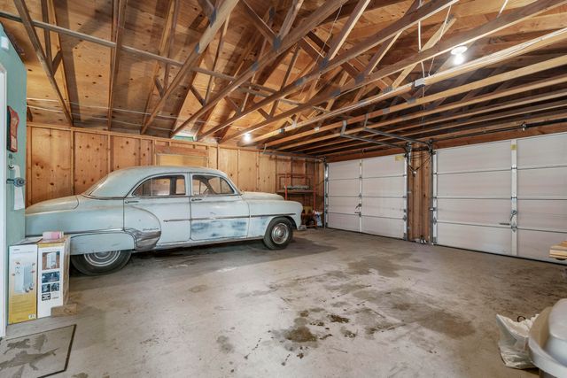 16007 Parkway Drive, La Pine, OR 97739