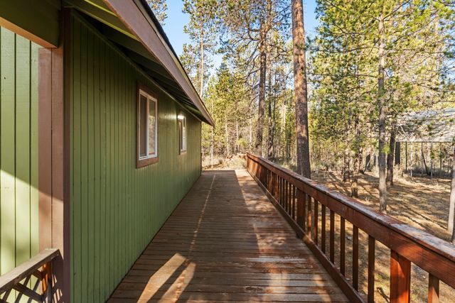 16007 Parkway Drive, La Pine, OR 97739