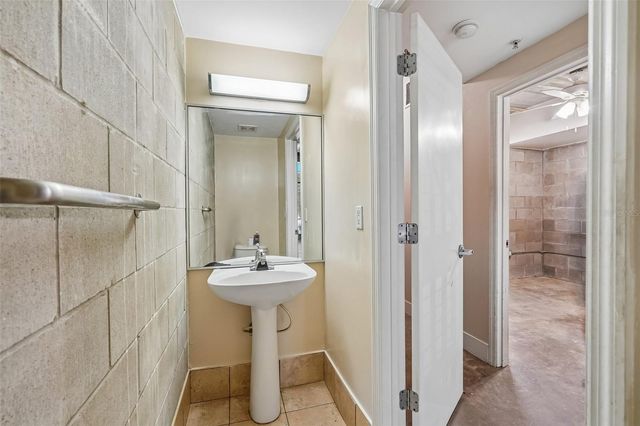 2515 SW 35TH PLACE 103, Gainesville, FL 32608