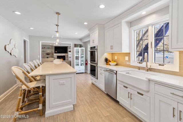 41 Polly Way, Middletown, NJ 07748