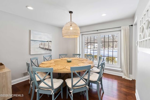 41 Polly Way, Middletown, NJ 07748