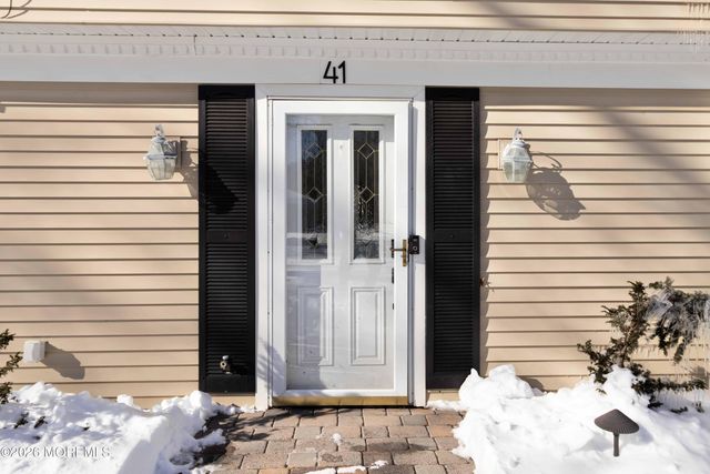 41 Polly Way, Middletown, NJ 07748