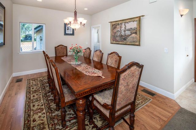 2661 Mountain Oak, Rescue, CA 95672