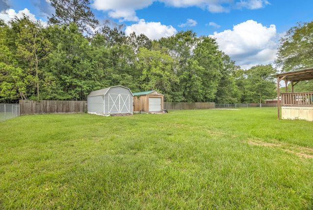 516 County Road 4021, Dayton, TX 77535