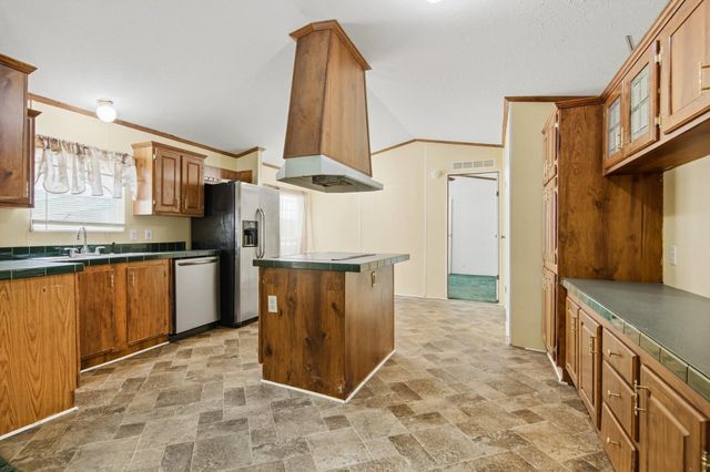 516 County Road 4021, Dayton, TX 77535