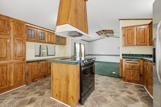 516 County Road 4021, Dayton, TX 77535