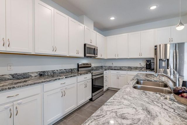 3319 CURLEW AVENUE, Leesburg, FL 34748