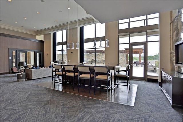 270 17th Street NW 2307, Atlanta, GA 30363