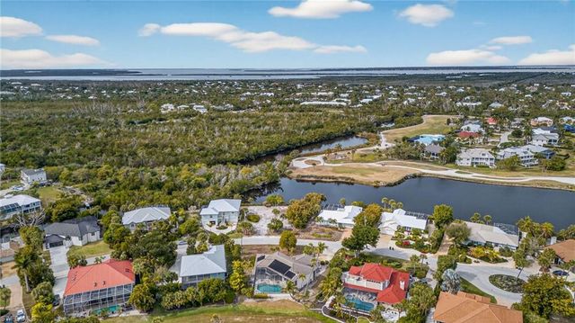 1312 Par View DR, Sanibel, FL 33957