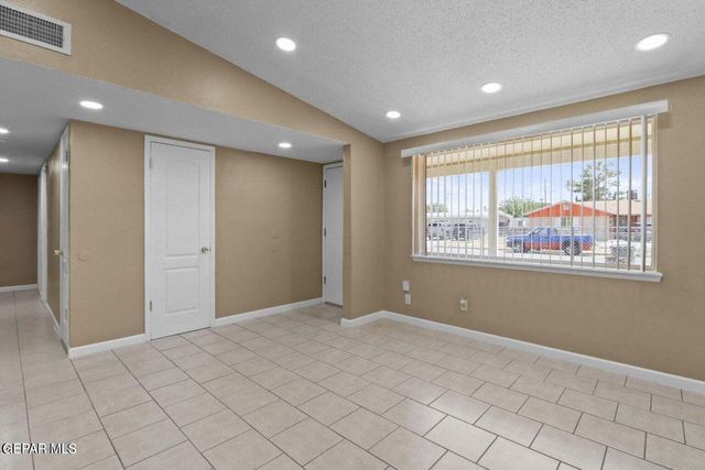 6039 Pompeii Street, El Paso, TX 79924