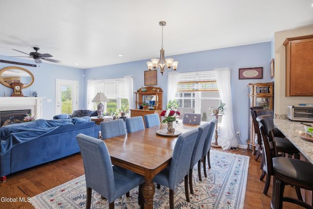 13 Elena Court, Halfmoon, NY 12118