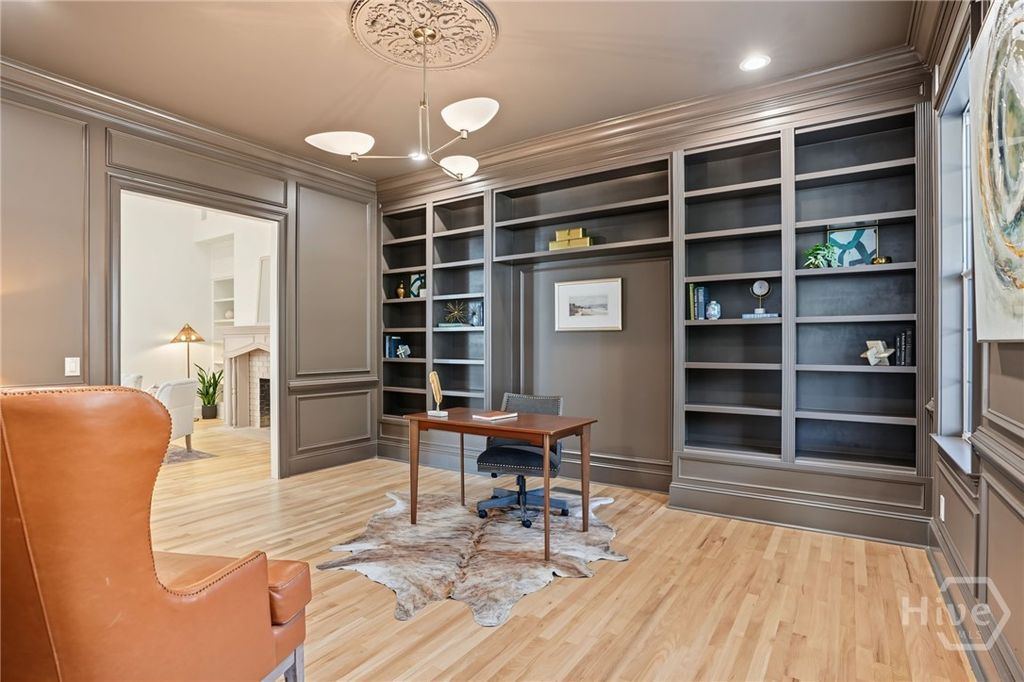 Image 17 of property listing at 221 Lyman Hall, Savannah, GA 31410