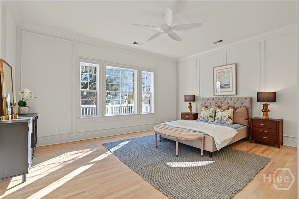 Image 19 of property listing at 221 Lyman Hall, Savannah, GA 31410